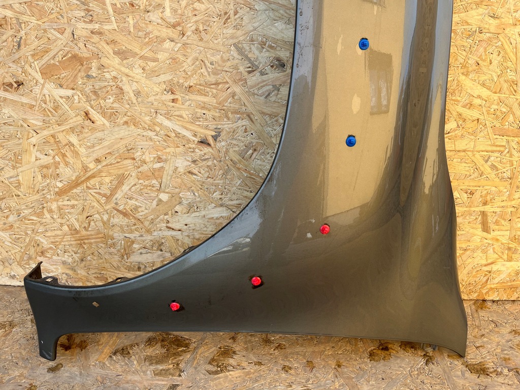 фото №11, Toyota hilux 18- крыло левый передний перед