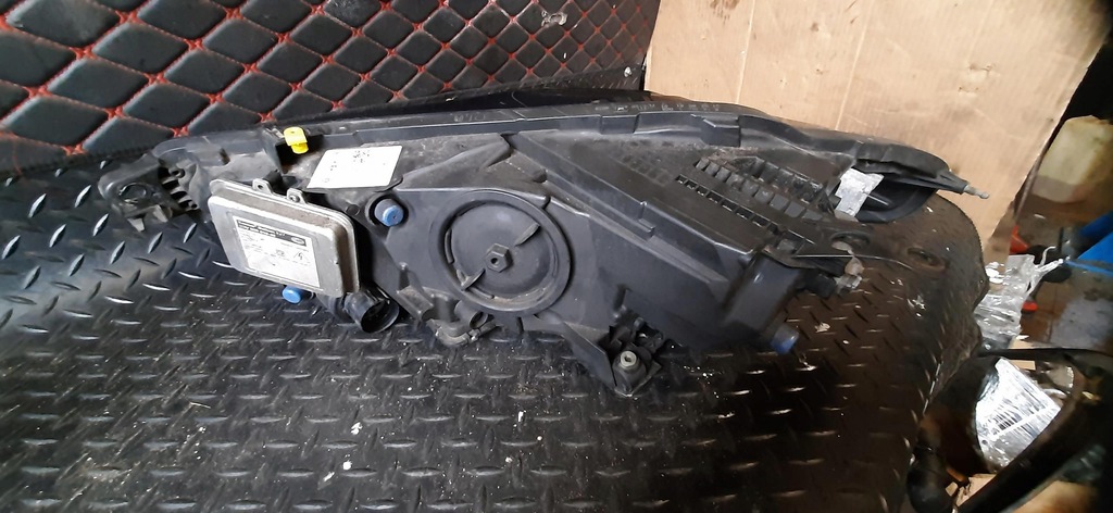 фото №7, Лампа правый перед anglik jaguar xe gx72-13w029-dg