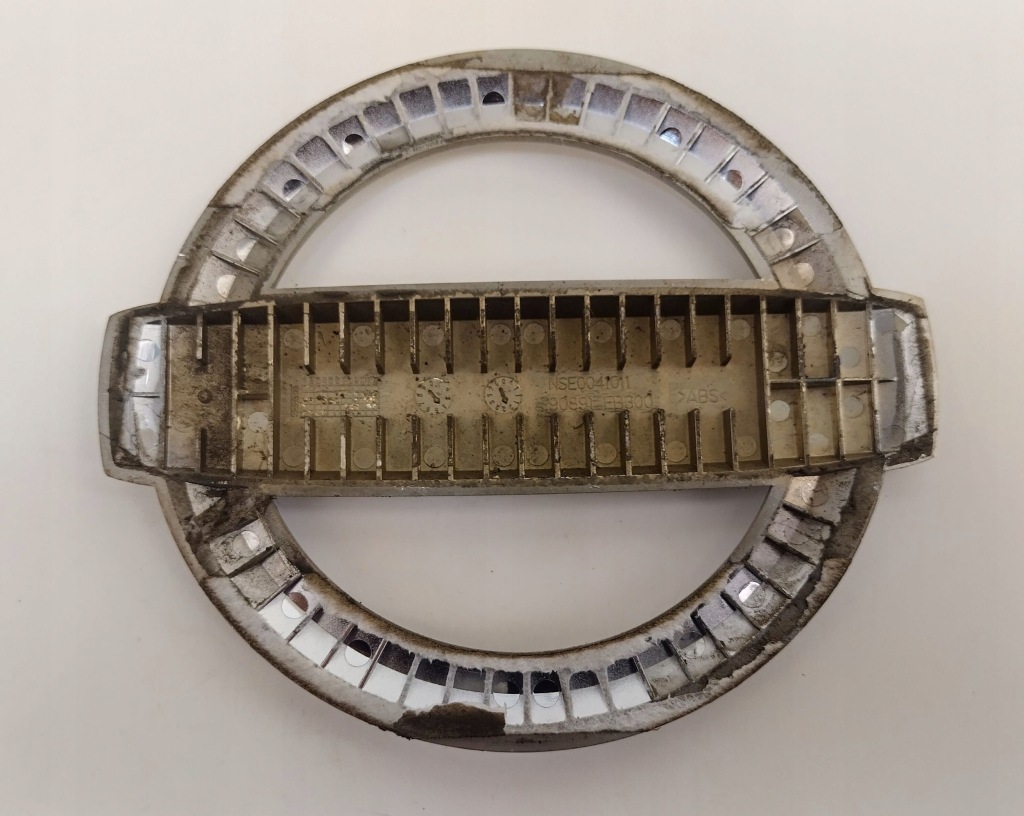 фото №3, Nissan pathfinder r51 lift эмблема значок logo буквы крышки багажника