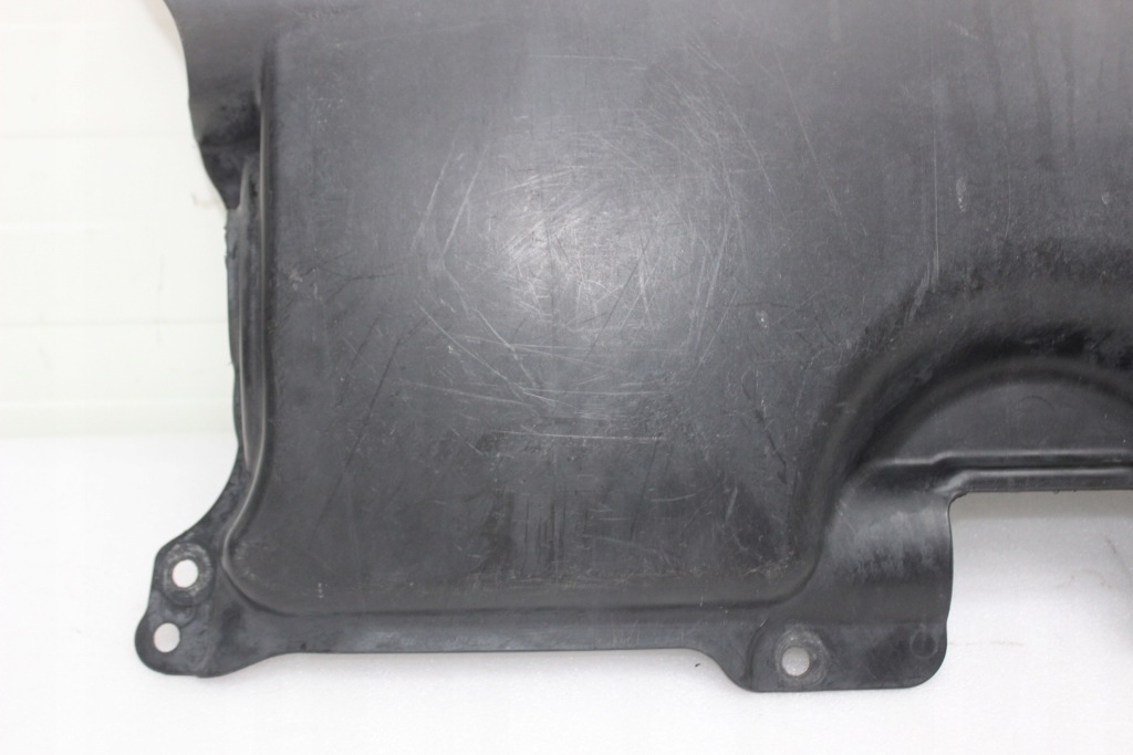 Mercedes накладка под двигатель a2045242430 Киев