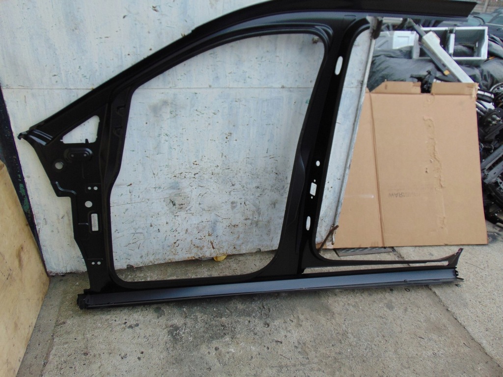 фото №10, Vw caddy v 20- блок двигуна поріг рама обшивка праве