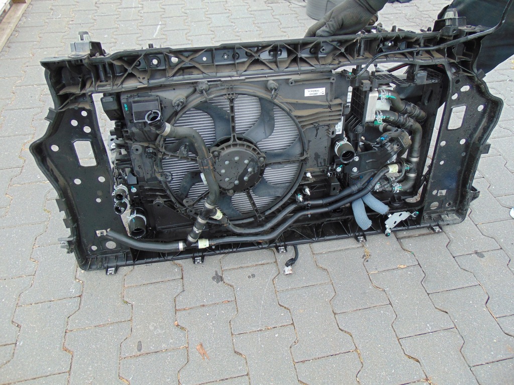 фото №9, Kompletny перед капот бампер arkana rs-line 1.6e-tech full led 260603632r