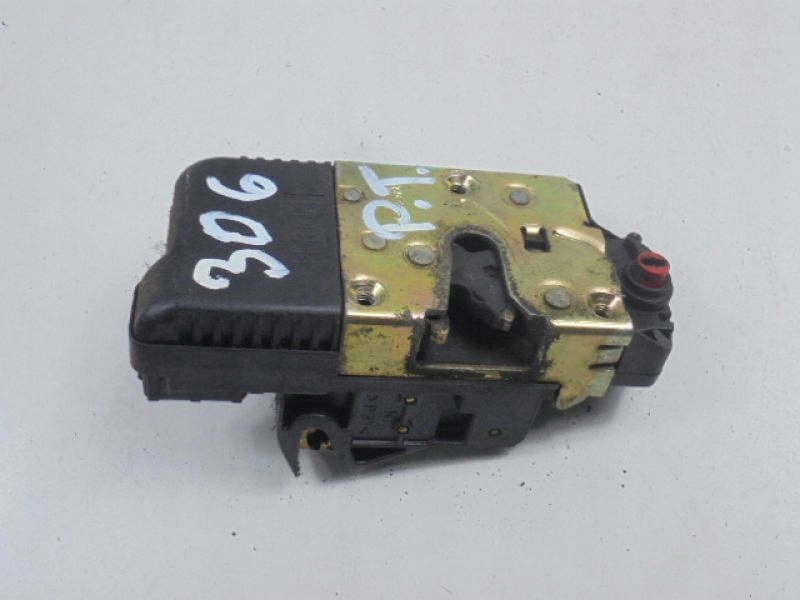 фото №1, Peugeot 306 94-97 замок дверь задняя задний правый