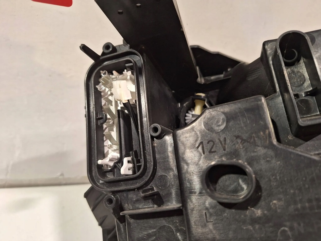 фото №8, Лампа przódlewa nowa valeo intellilux 9847939680 opel mokka b 20-