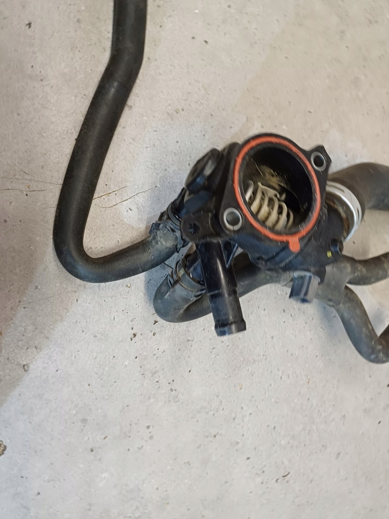 фото №5, Корпус термостата dacia dokker 1.2 tce nr. 110617089r