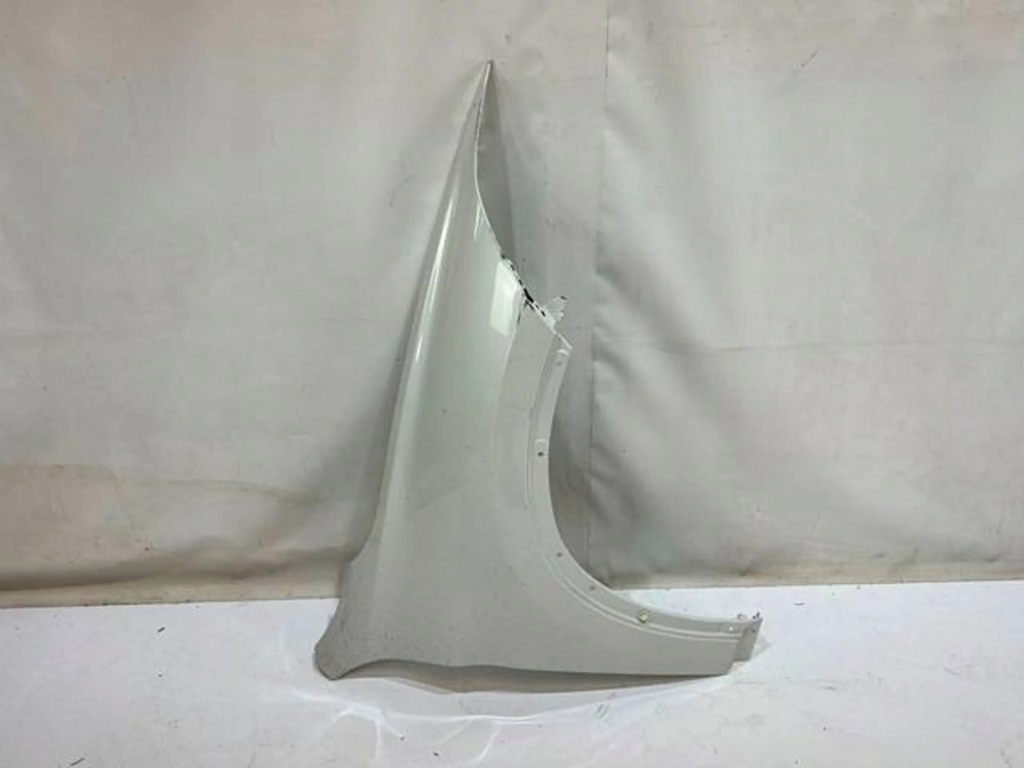 фото №1, Bmw x1 f48 15- крыло правый перед передний