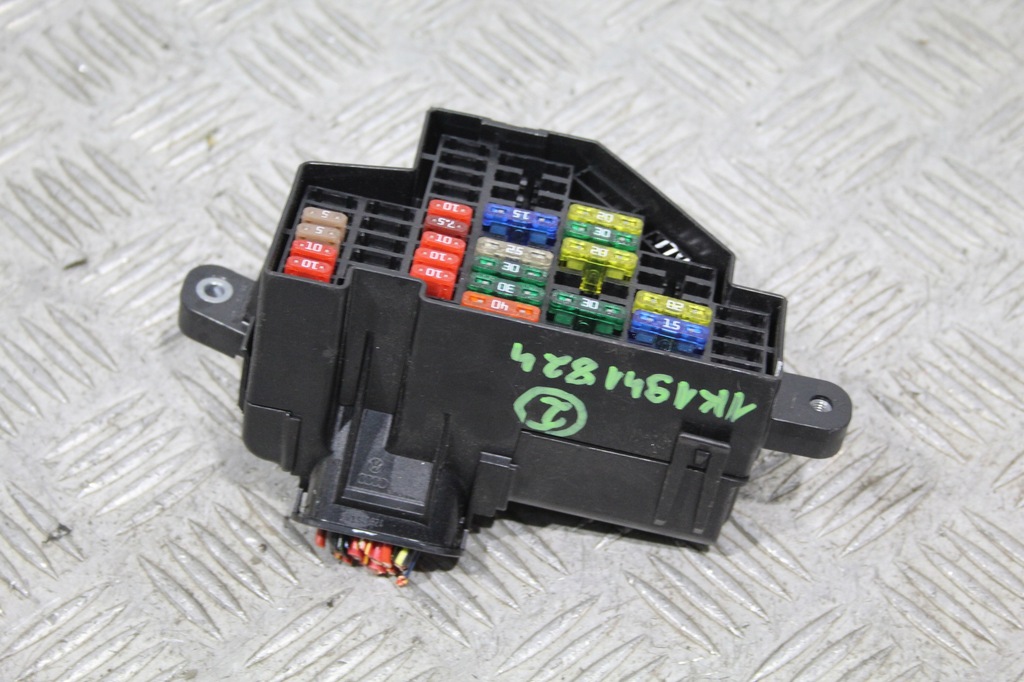 фото №1, Коробка реле 1k1941824