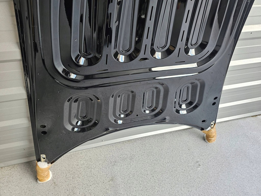 фото №7, Porsche taycan 9j1 капот ładna