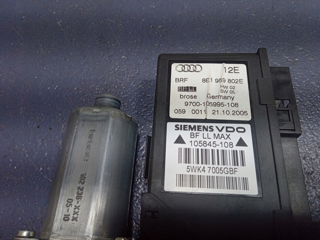 фото №6, Audi a4 b7 моторчик скло перед правий передній 8e1959802e