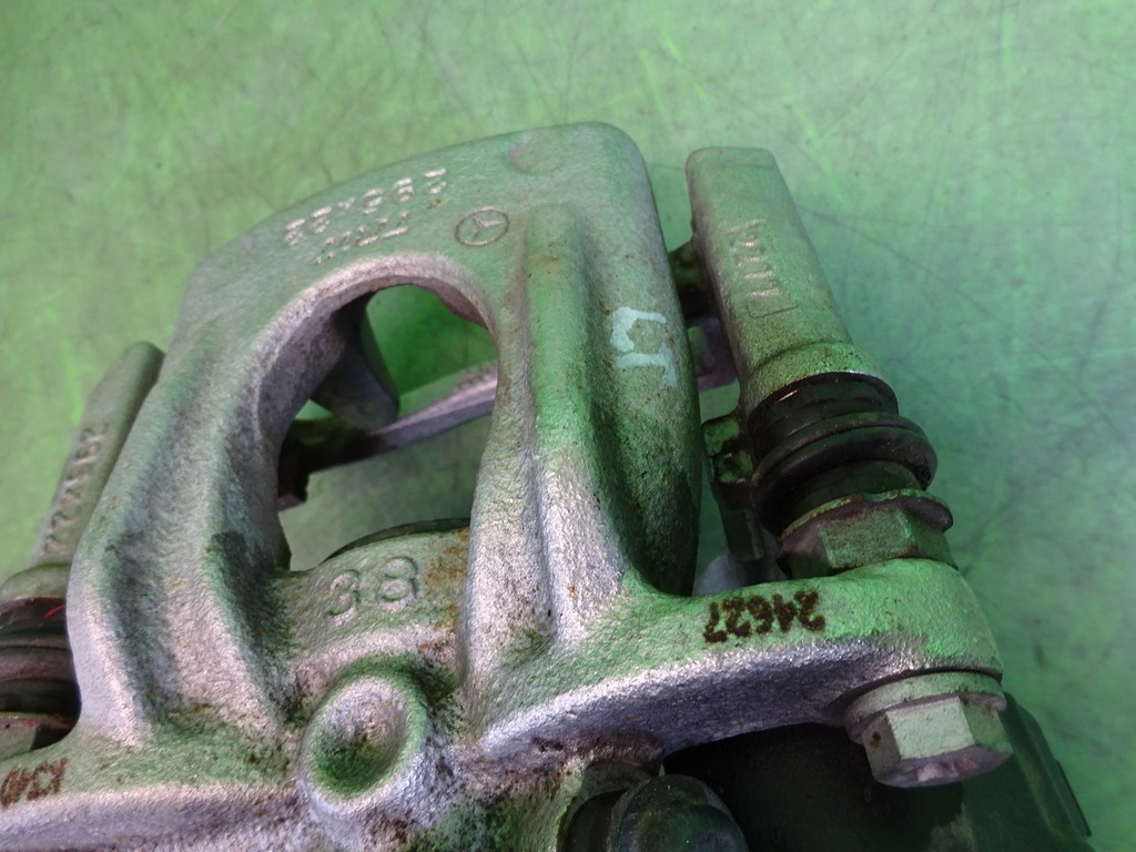 фото №6, Суппорт тормозной левый задний infiniti qx30 q30 18r