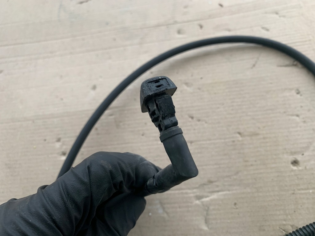 фото №12, Ford mustang mach-e rwd 21r форсунки шланг омивача оригінал