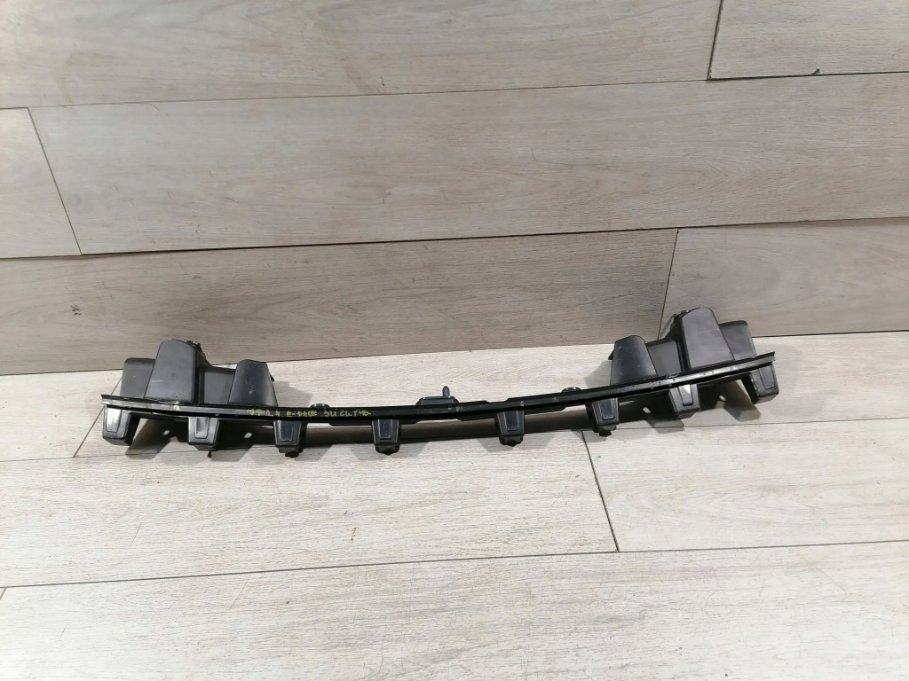 фото №1, 7724. e-pace напрямна бампер задня j9c3-17e855-a