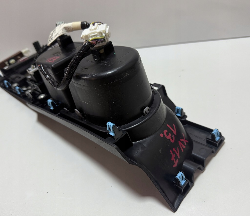 фото №12, Subaru xv ii crosstrek 17-24 usa накладка тунель середнього