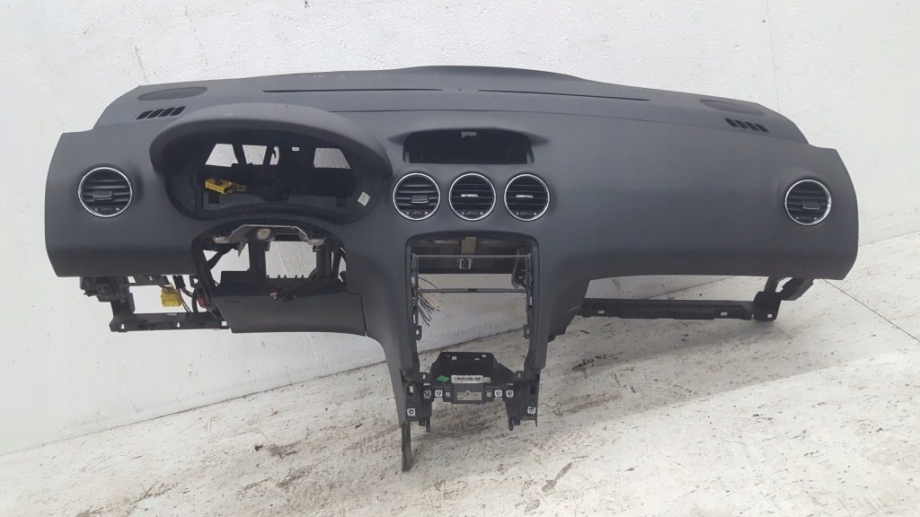 Купити Панель приладів приладова peugeot 308