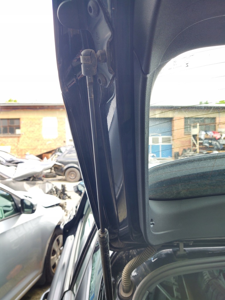 фото №9, Audi a3 8y крышка багажника багажника код лакокрасочного покрытия ly9b