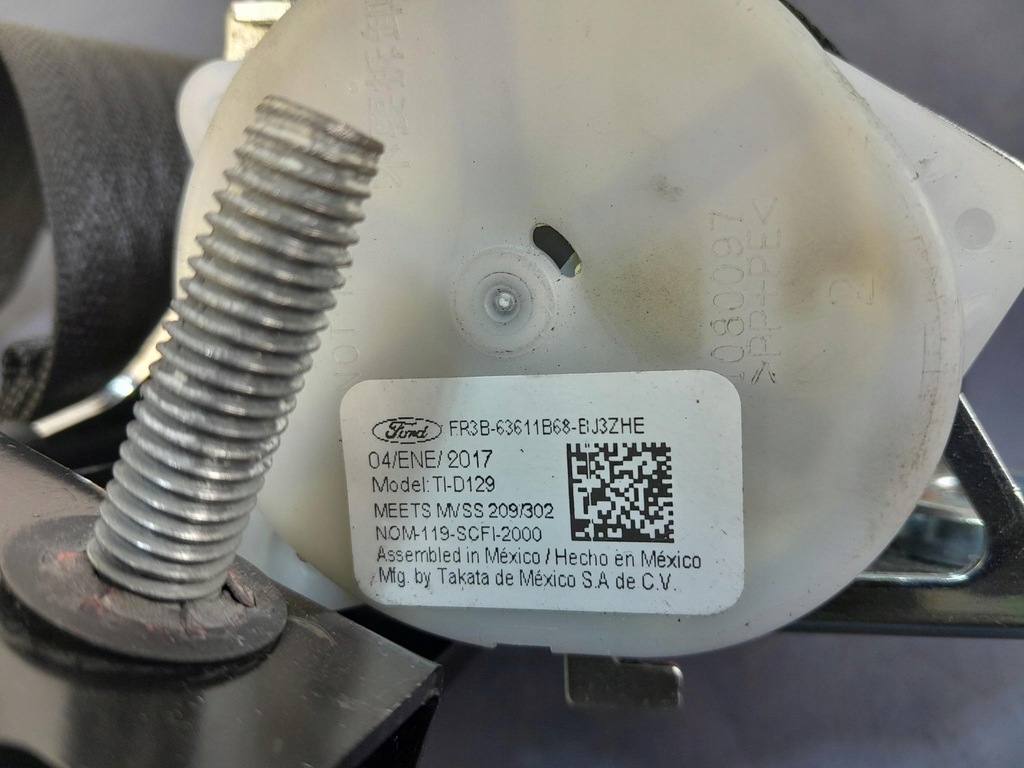 фото №4, Ford mustang mk6 pas безопасности задняя правый