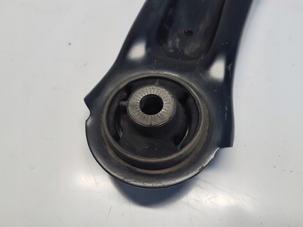 фото №9, Superb iii 3v рычаг перед левый правый