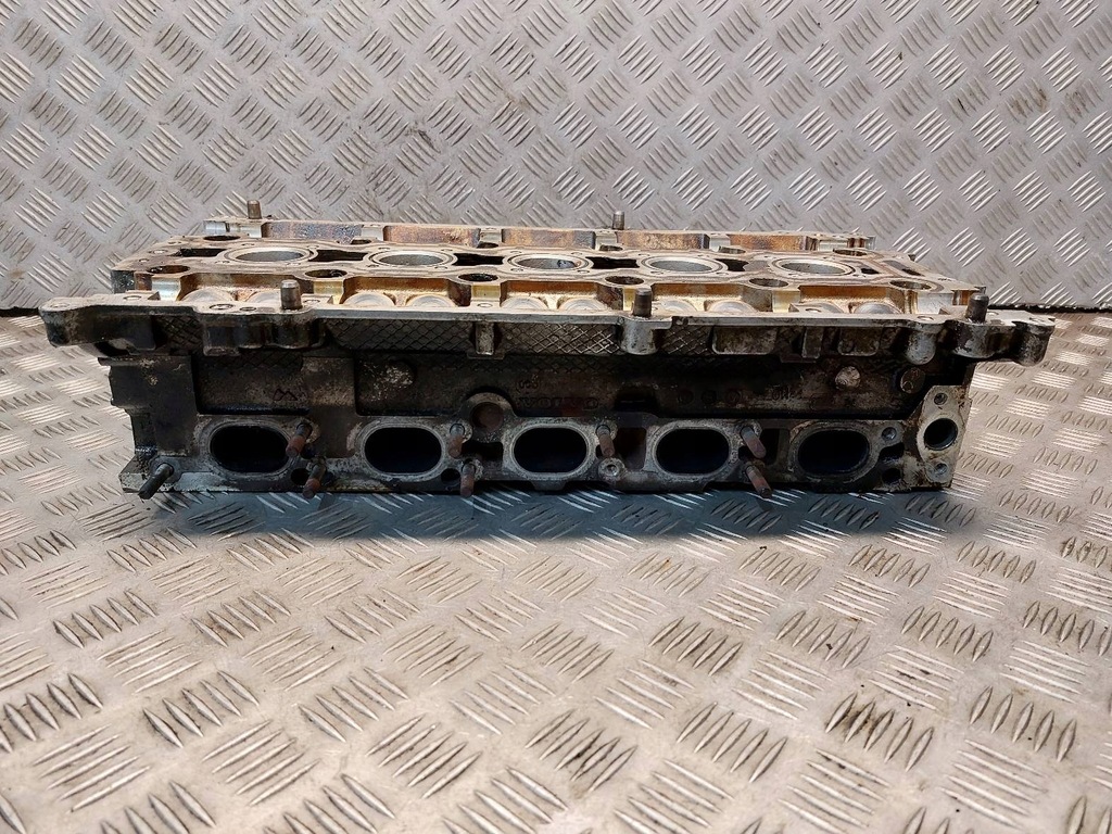 фото №13, Головка volvo s60 i b5244s 1001837