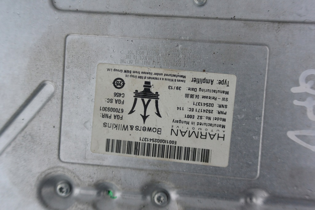 фото №7, Підсилювач bowers wilkins maserati quattroporte