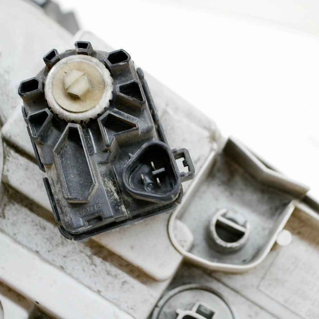 фото №6, Suzuki grand vitara ii 2010 левая сторона лампа передняя