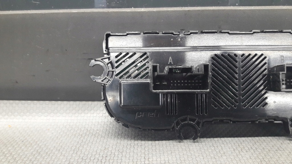 фото №10, 5na907044ap панель klimatyzajci vw tiguan allspace