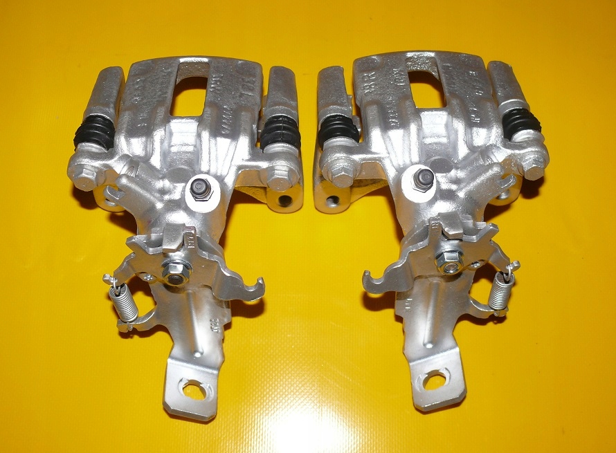 фото №9, Суппорты левый правый задняя nissan primera p11 278/10