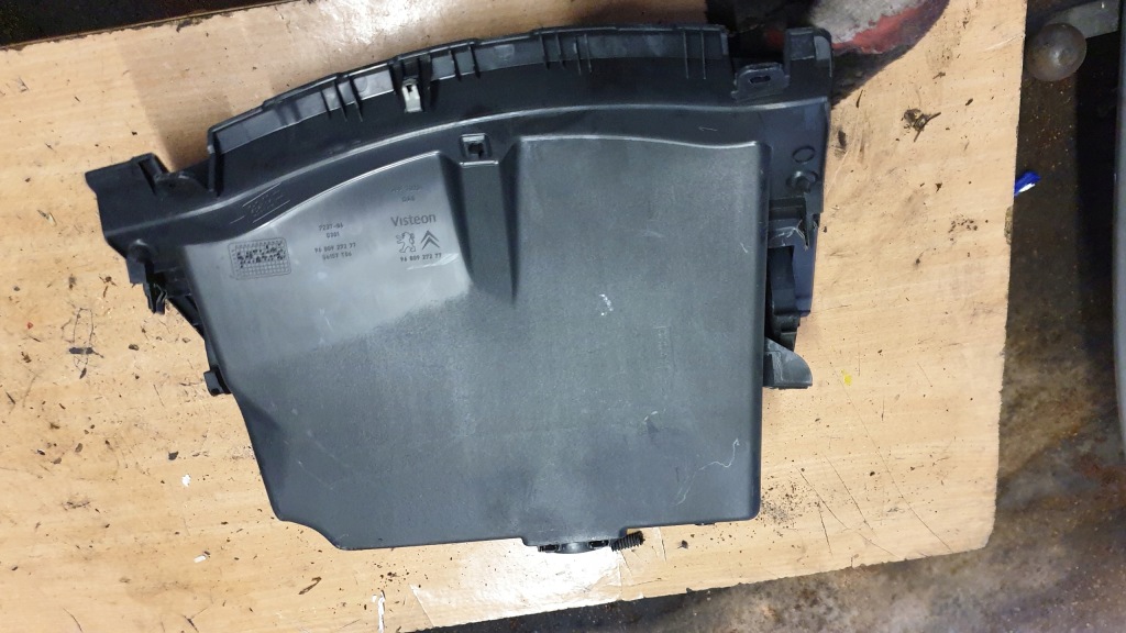 фото №1, Peugeot partner iii бардачок панели верхний