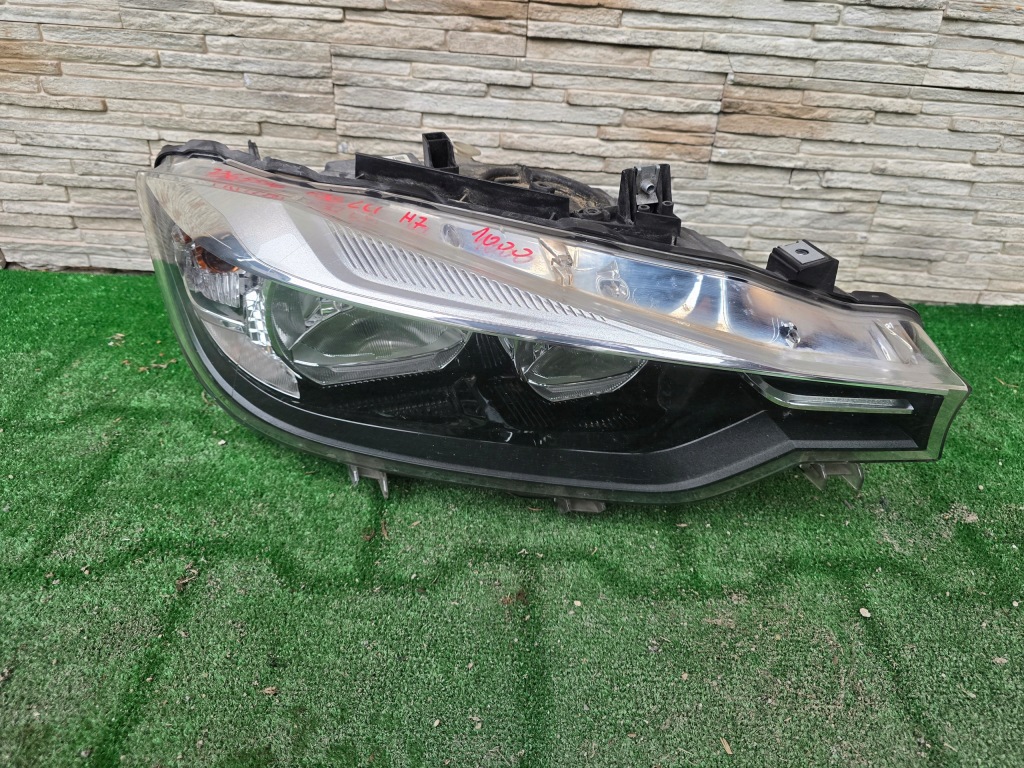 фото №1, Лампа bmw 3 f30 f31 lci lift 7365596