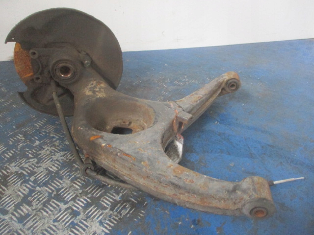 фото №1, Mercedes-benz 123 2.0d sedan рычаг задняя левый ступица диск