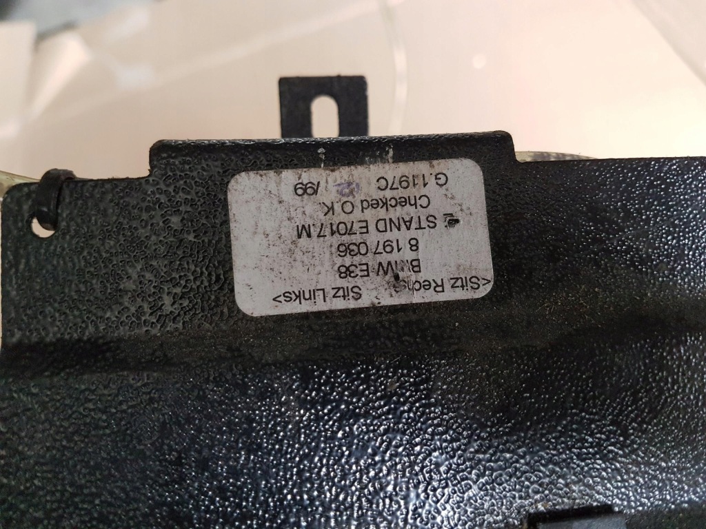 фото №4, Подушка pompowanych поперек клапани 8197035 bmw e38 2000 bmw