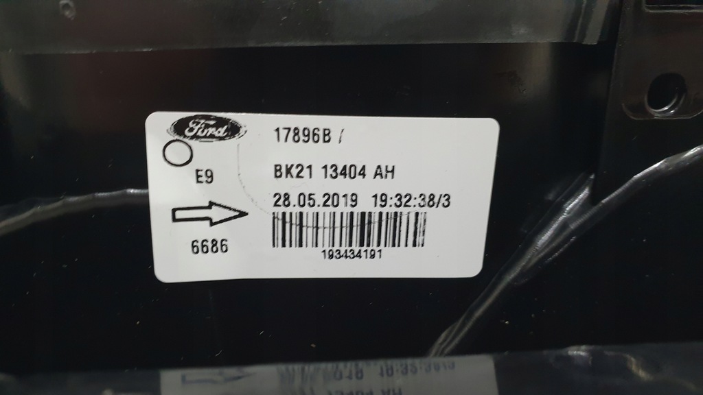 фото №11, Лампа правая задняя ford transit custom bk21-13404-ah oryg new