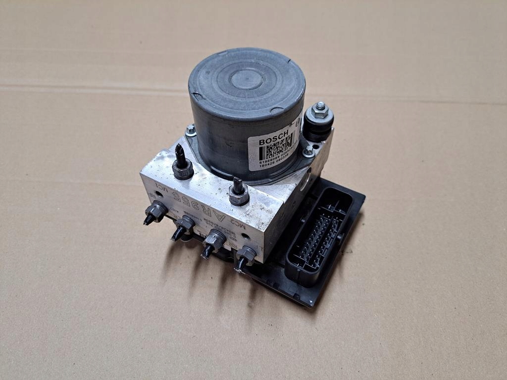 фото №1, Насос abs alfa romeo mito 0265952252 ar955