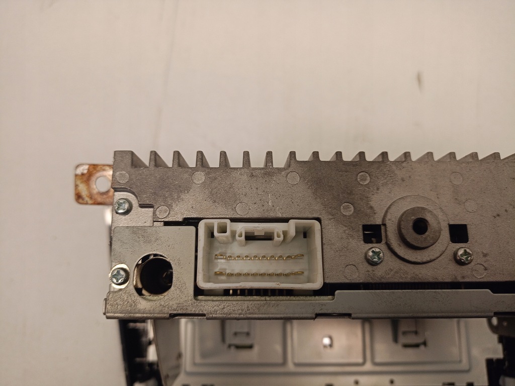 фото №7, Радио 8701a358 mitsubishi space star ii