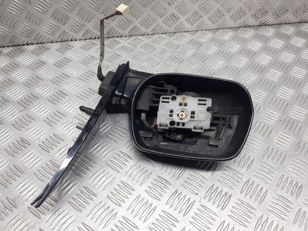 фото №1, Дзеркало ліва toyota avensis verso e4012153