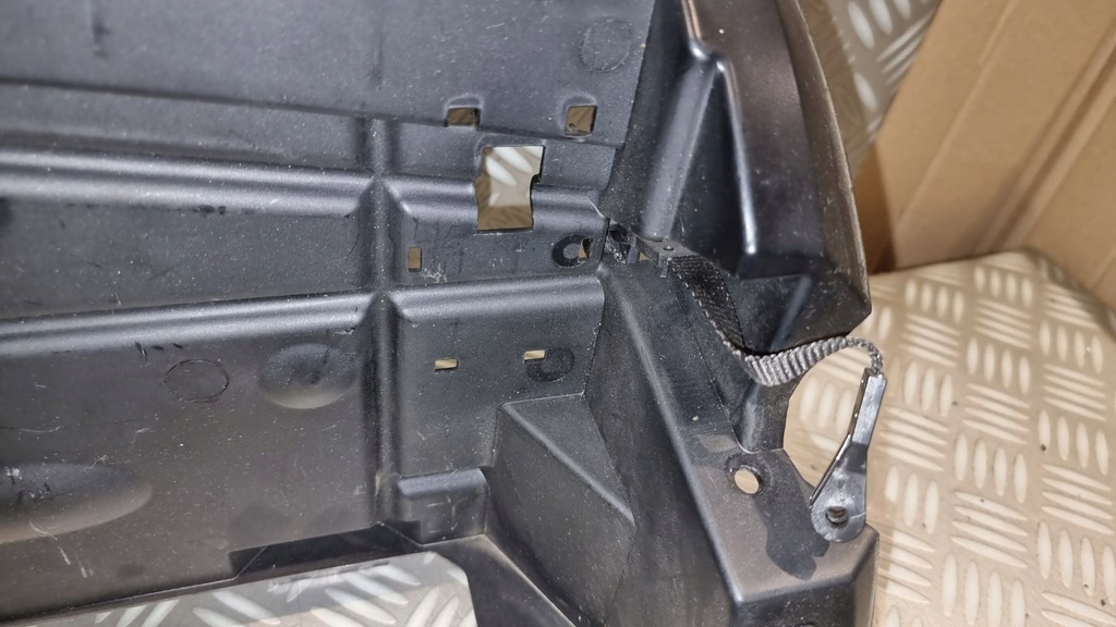 фото №9, Bmw e60 бардачок панелі пасажира чорний корпус pod вимикач подушка безпеки 7034080