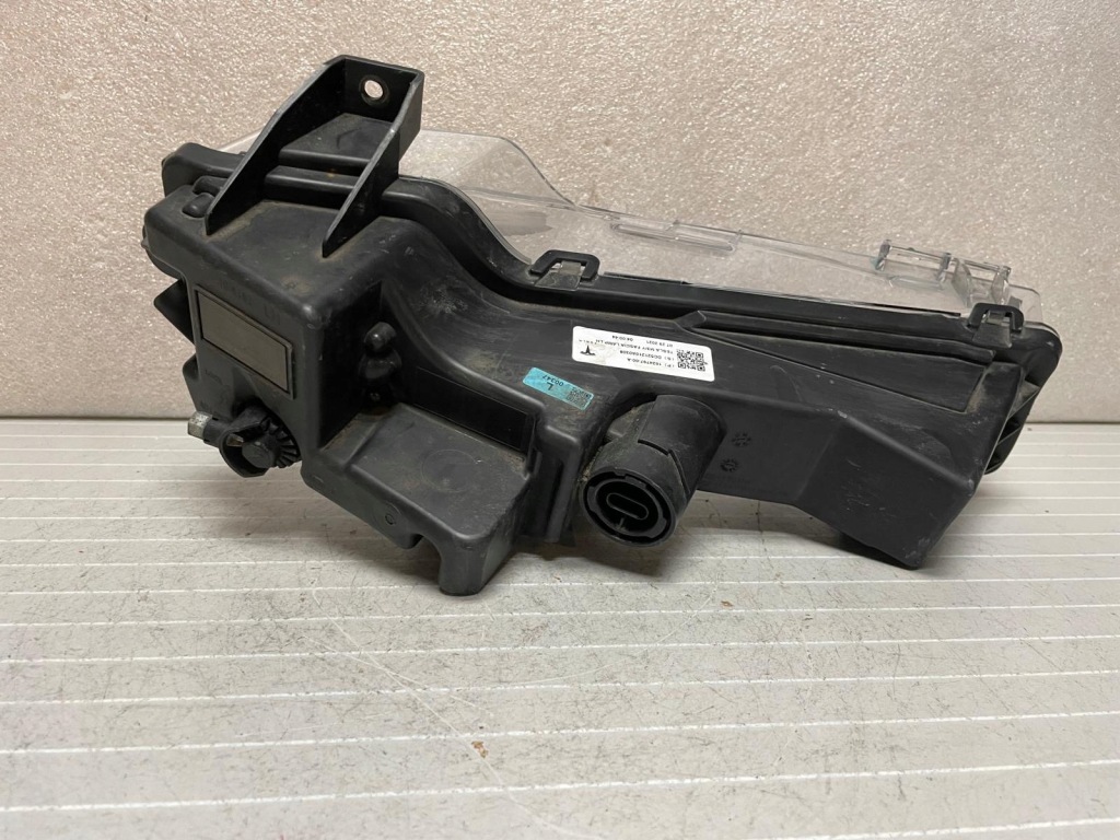 Протитуманна фара лівий led drl tesla y model 3 3 1624797-00-a Київ