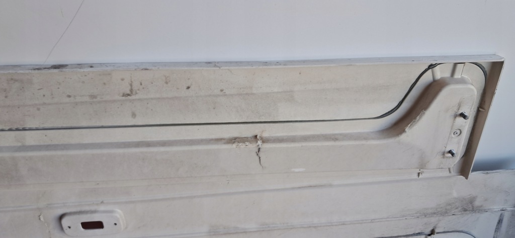 Спойлер międzyosiowy правий rh daf xf xg xg+ 2292749 2292753 Ціна