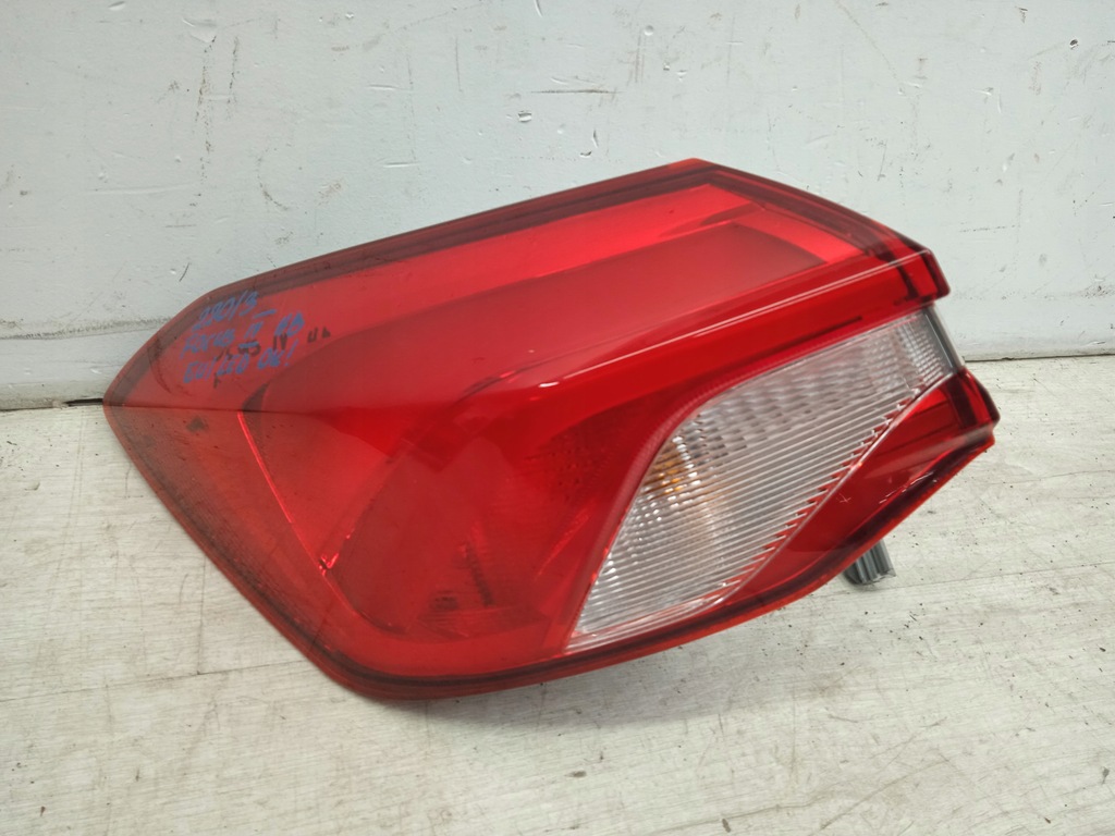 фото №1, Ford focus mkiv 4 hb лампа задняя левая led eu