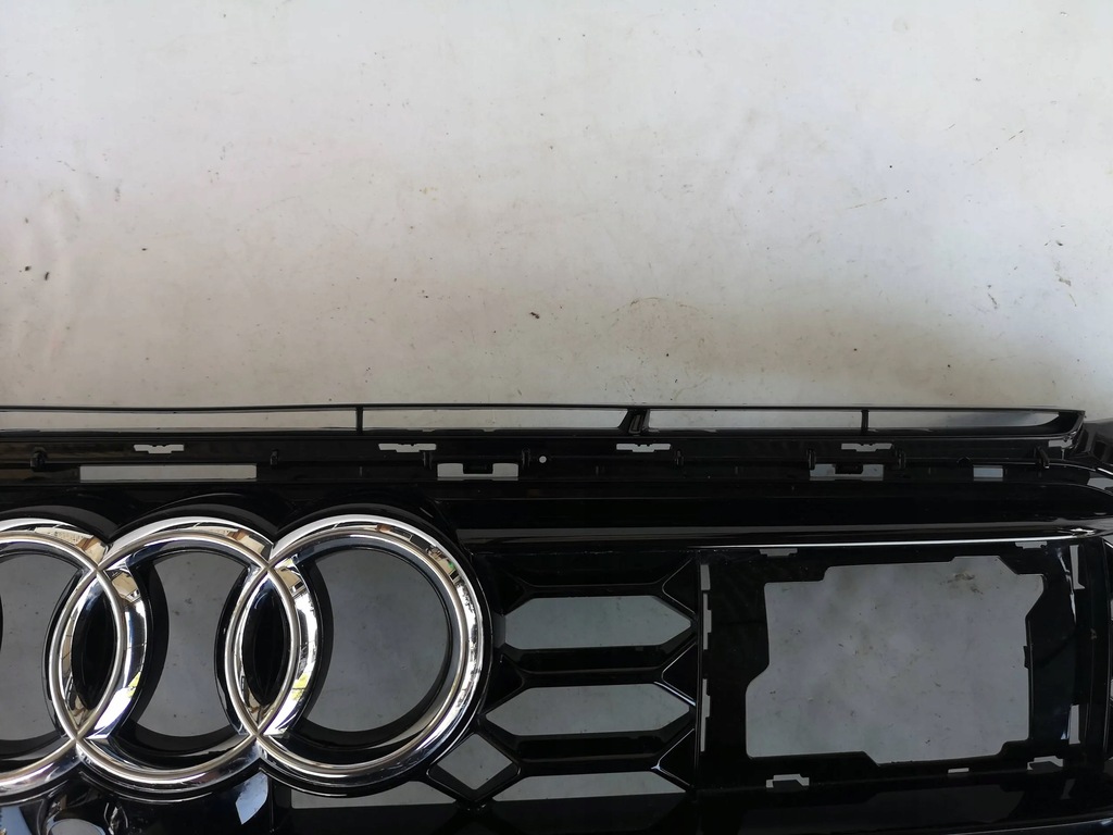 фото №13, Audi rs7 c8 4k8- решётка радиатора решётка радиатора cała