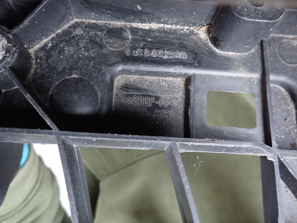 фото №12, Dodge ram v 1500 19- бампер задня задній 68451020aa