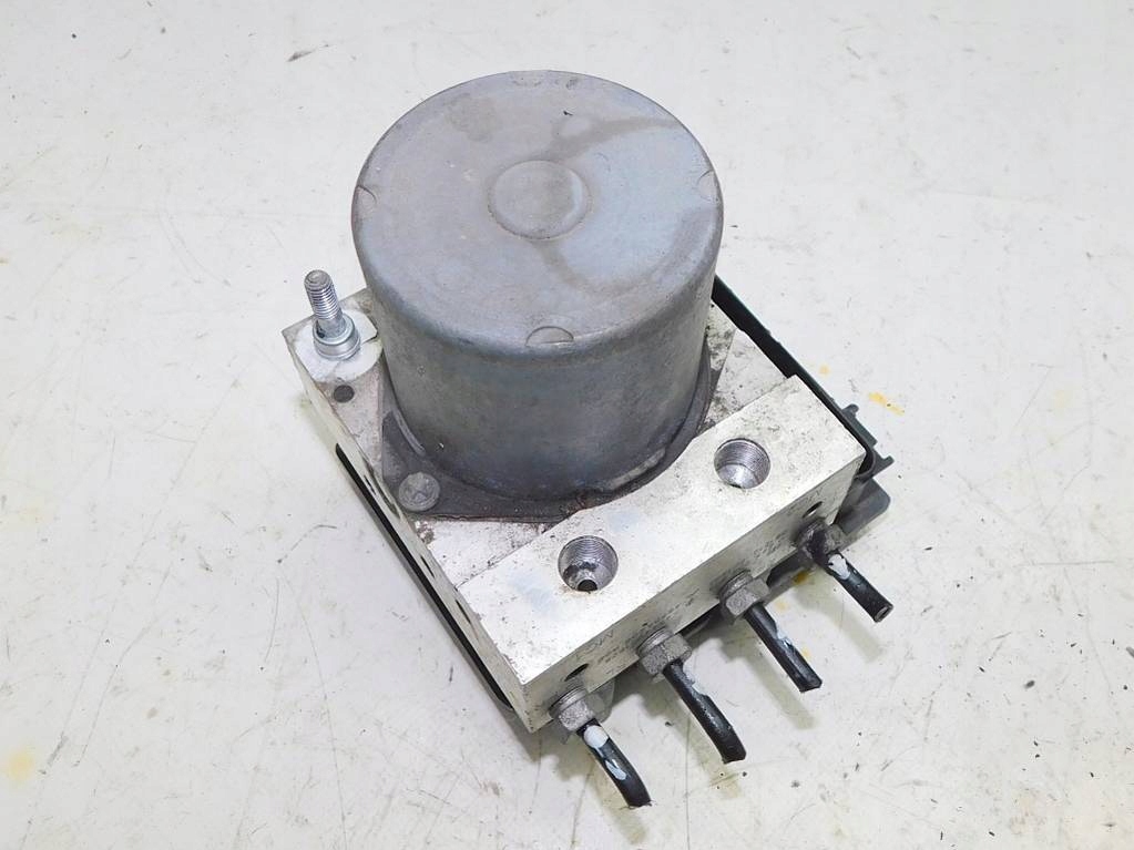 фото №2, Smart forfour i 2006r насос abs a4544201675