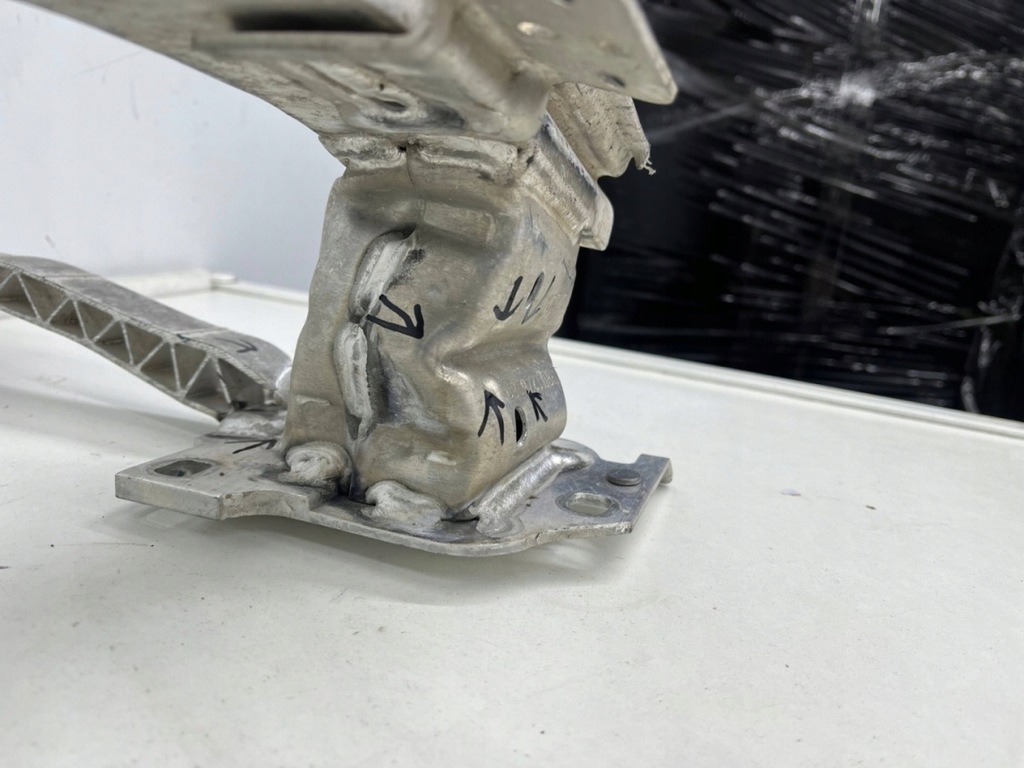 фото №16, Балка бампера peugeot 2008 13-19r передние усилитель 9678452480