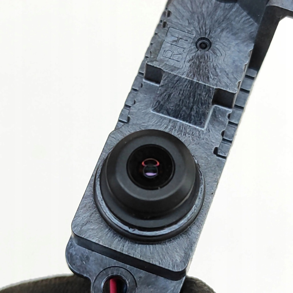 Tesla model y 2023 правая сторона камера на крыле боковой Недорого