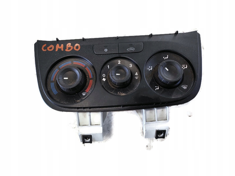 фото №1, Opel combo d 18r панель кондиціонера 735498657