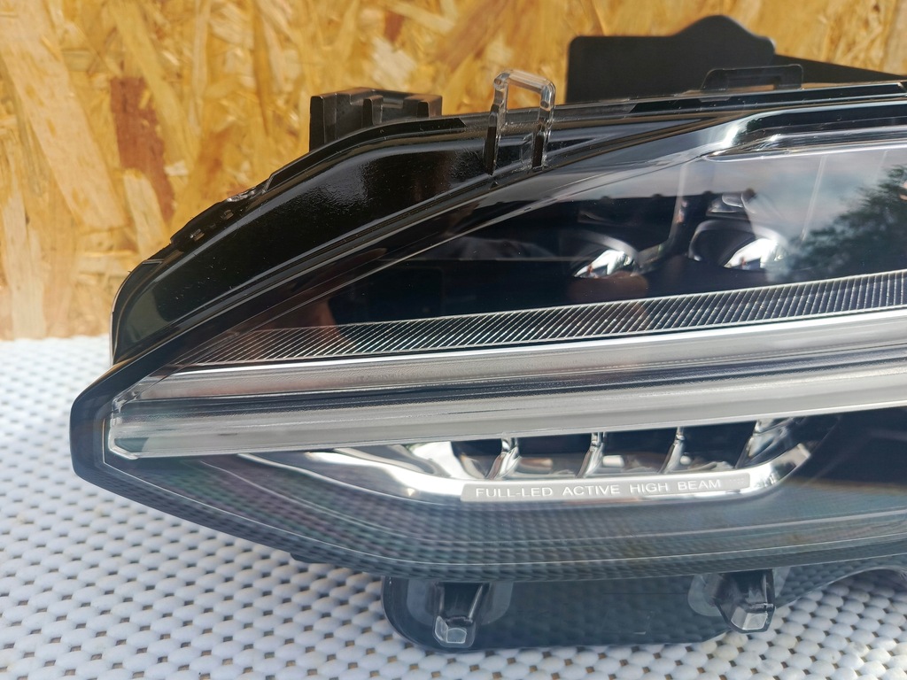 фото №2, Лампа перед левая volvo v90 s90 full led rht lh 31386164