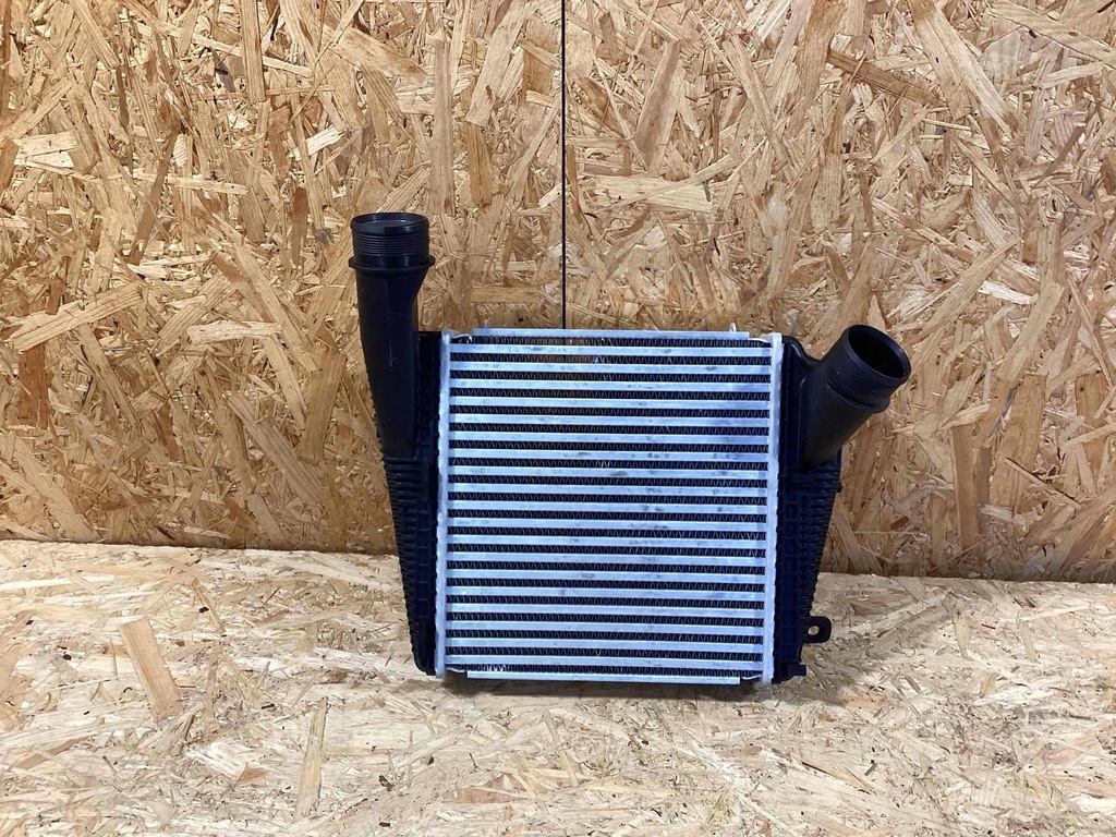 фото №8, Интеркулер porsche panamera 971145804 правый