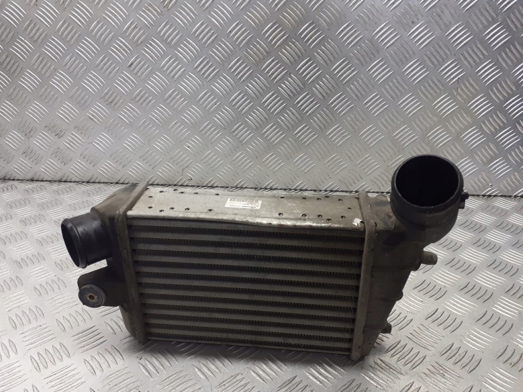 Купить Интеркулер alfa romeo 147 1.9 jtd 517159990