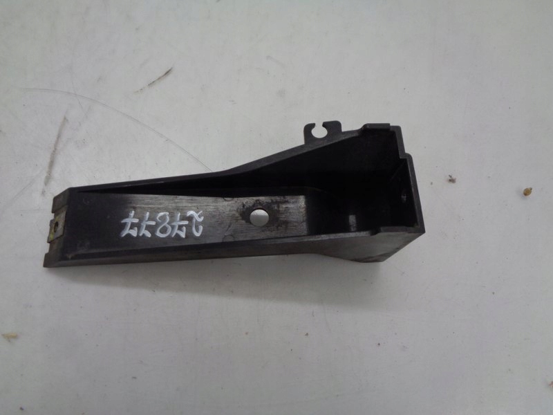 фото №1, Bmw x3 e83 кронштейн бампер задня