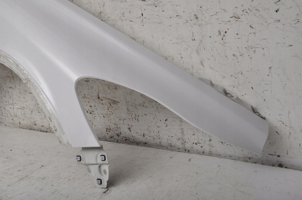 фото №8, Volvo c30 крыло правый перед передний lift