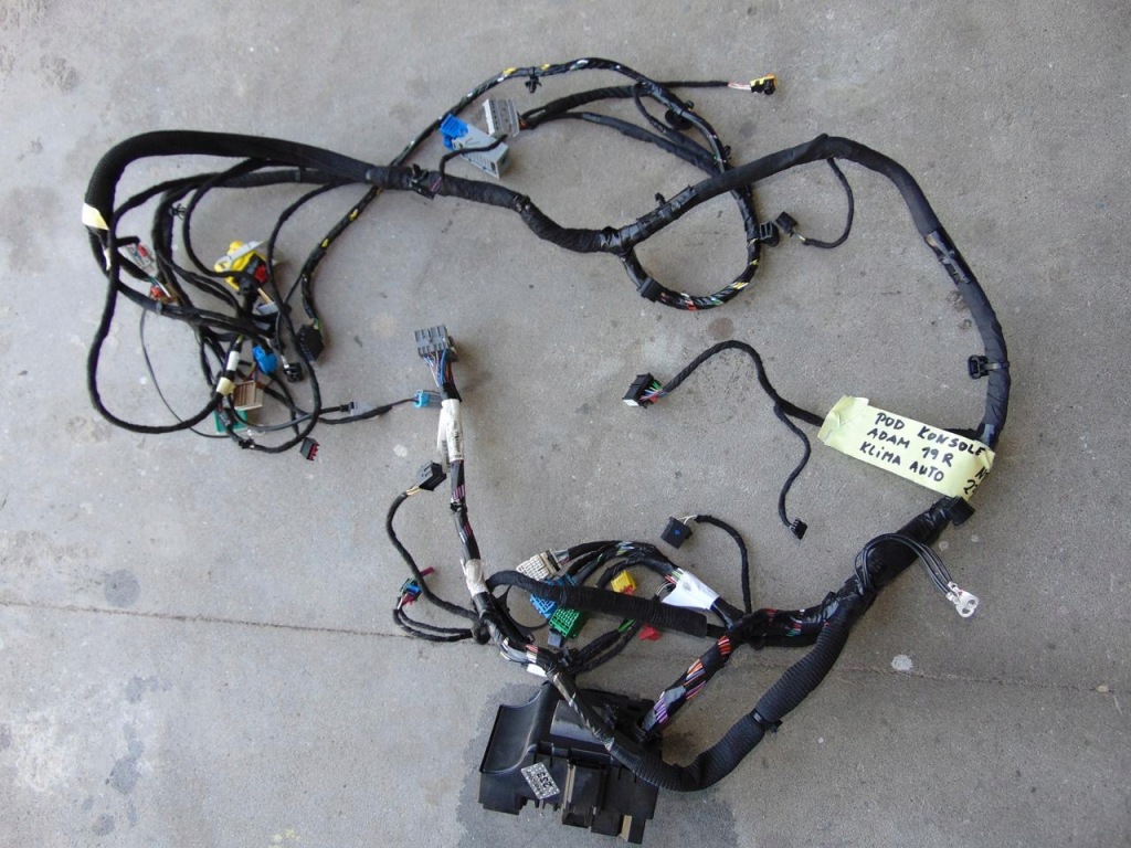 Купити Електропроводка pod панель консоль opel adam 39147236